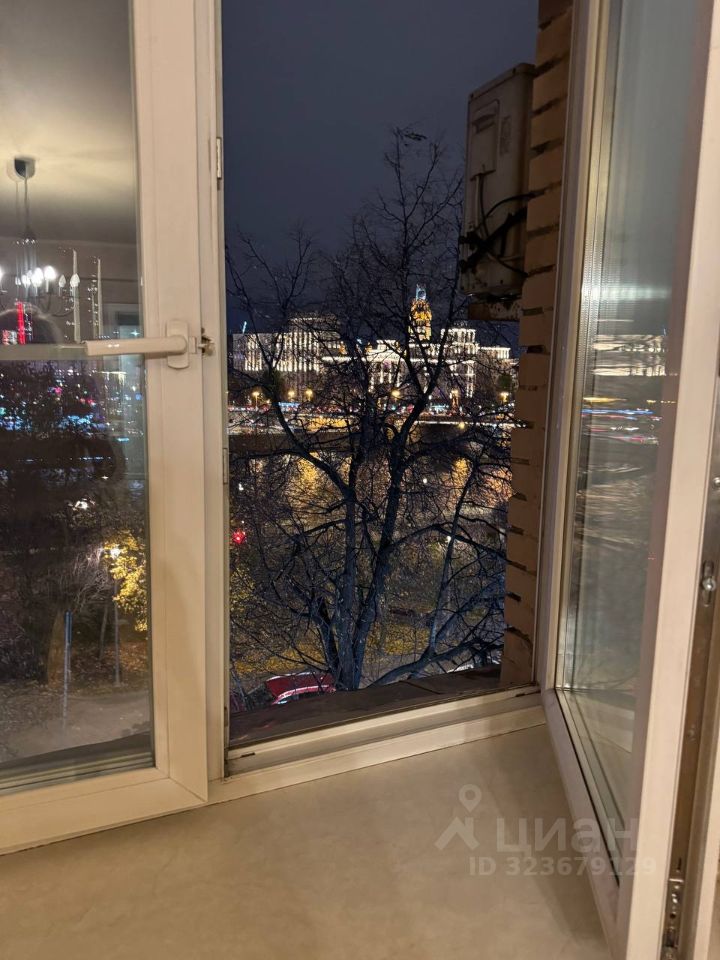 Аренда 2-комн квартиры на вторичном рынке Ростовская набережная, 5