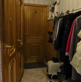 Продажа 2-комн квартиры на вторичном рынке улица Антонова-Овсеенко,  д. 19 к4