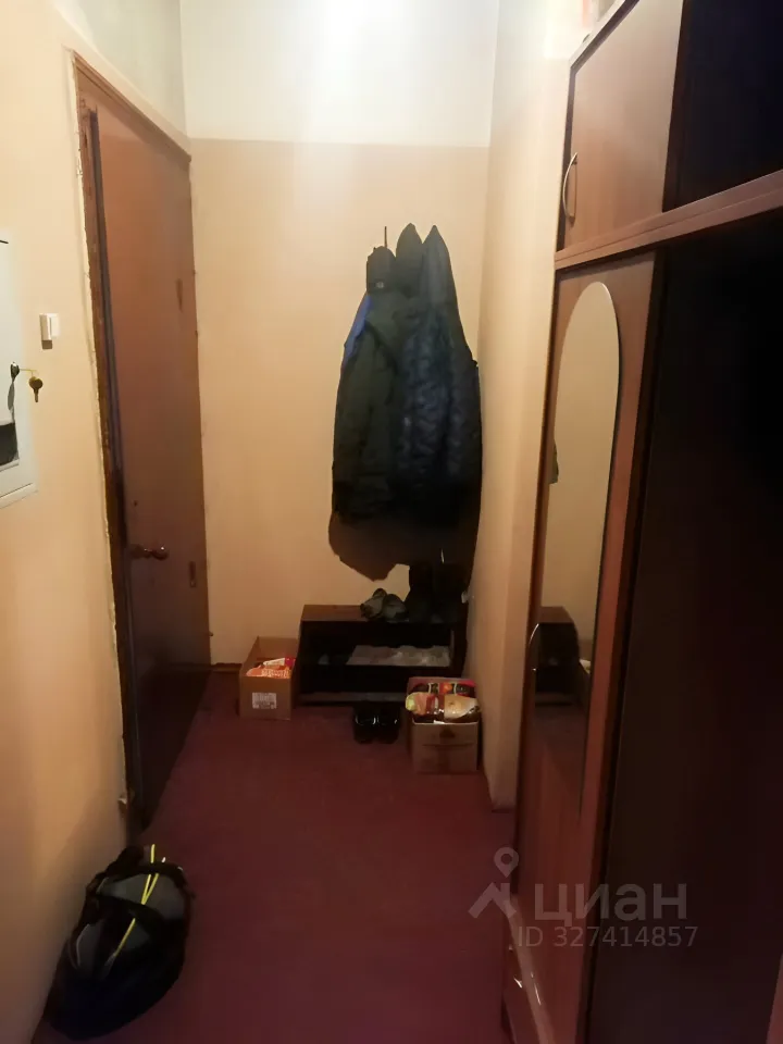 Продажа 2-комн квартиры на вторичном рынке набережная Реки Карповки, 32