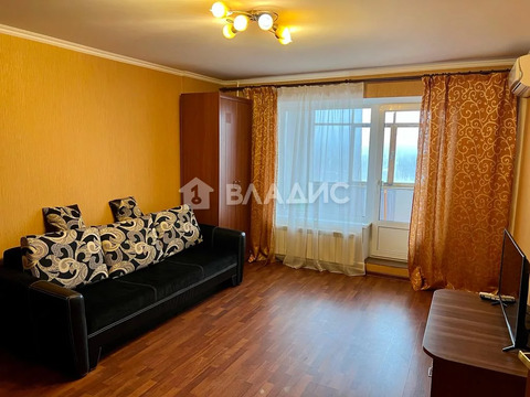 Продажа 1-комн квартиры на вторичном рынке Лобня, ул. Заречная,  д. 19