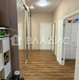 Продажа 2-комн квартиры на вторичном рынке Авиационная улица,  д. 77 к2