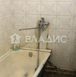 Продажа 2-комн квартиры на вторичном рынке Лосевская улица,  д. 22