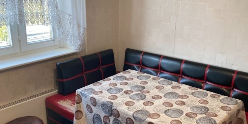 3-комн квартира улица Плющева,  д. 15