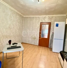 Продажа 1-комн квартиры на вторичном рынке Серпухов, Российская улица,  д. 40