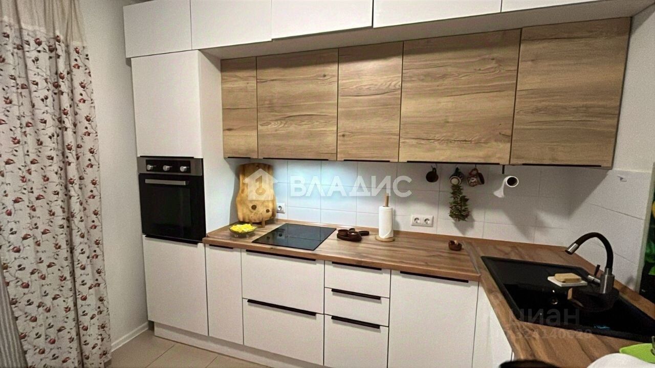 Продажа 1-комн квартиры на вторичном рынке улица Михайлова, 30Ак1