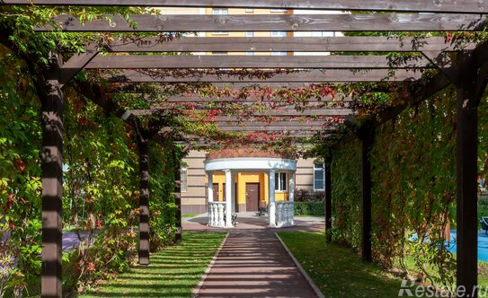 Продажа 3-комн квартиры на вторичном рынке б-р Андрея Тарковского,  д. 8