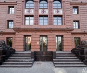 Продать Квартиры вторичка 14-я линия  57-61 П