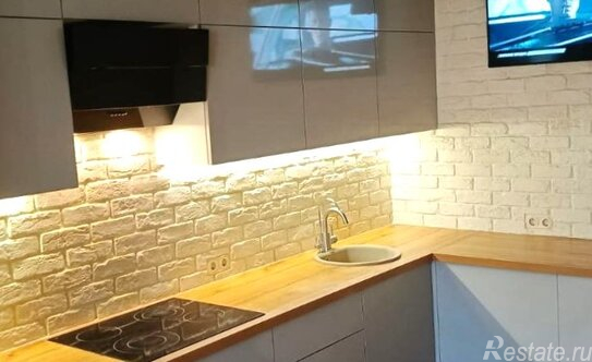 Продажа 2-комн квартиры на вторичном рынке улица Грина,  д. 12 к1