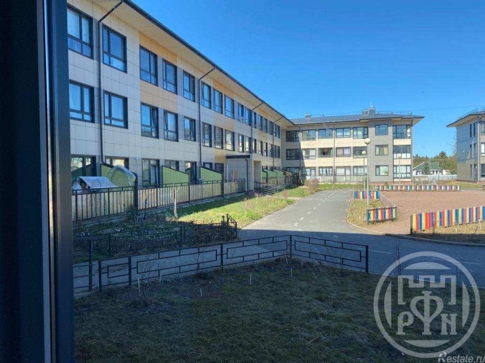 Продажа 2-комн квартиры на вторичном рынке Кузьмоловский пос., Придорожная ул. ,  д. 1,  к. 4