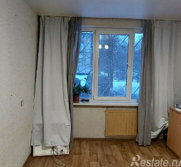 Продажа 2-комн квартиры на вторичном рынке Альпийский переулок,  д. 12