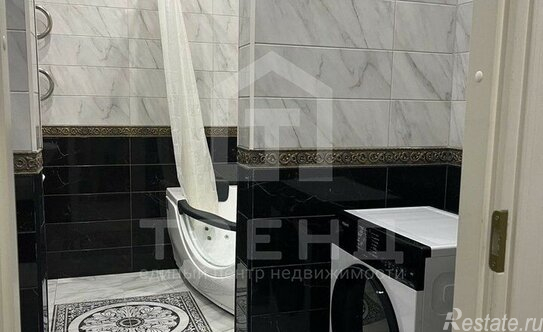 Продажа 1-комн квартиры на вторичном рынке улица Адмирала Трибуца,  д. 10