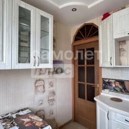Продажа 3-комн квартиры на вторичном рынке Комсомольский проспект,  д. 19