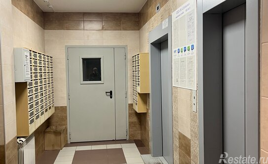 Продажа 1-комн квартиры на вторичном рынке ул Оптиков,  д. 49,  к. 2