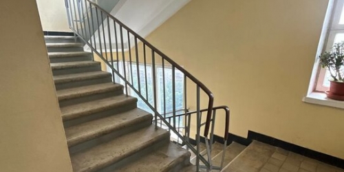 2-комн квартира улица Алабяна,  д. 15