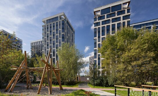 Продажа 4-комн квартиры на вторичном рынке проспект Генерала Дорохова,  д. 39 к2Л