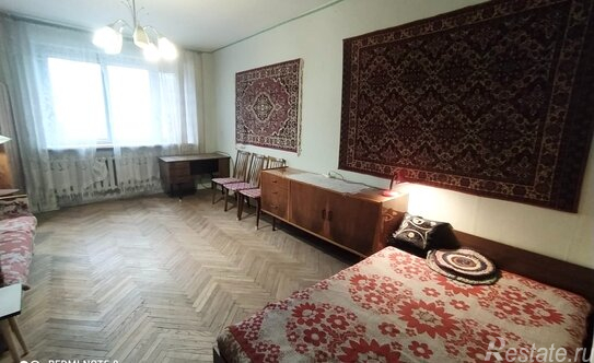 Продажа 3-комн квартиры на вторичном рынке 17-я линия,  д. 12