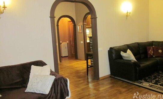 Продажа 3-комн квартиры на вторичном рынке Колокольная улица,  д. 2/18