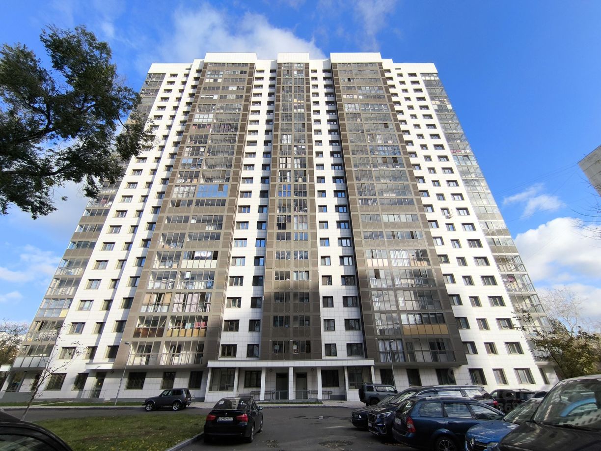 Продажа 2-комн квартиры на вторичном рынке улица Фонвизина, 7А