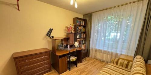 3-комн квартира 8 Марта ул,  д. 7/5
