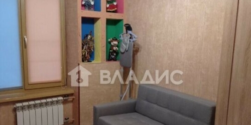 2-комн квартира улица Николая Химушина,  д. 1