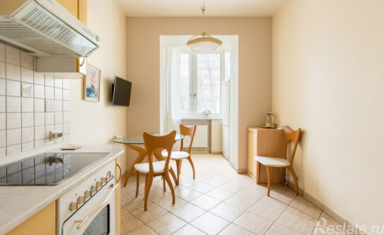 Продажа 1-комн квартиры на вторичном рынке Смоленский 1-й пер,  д. 9,  к. 1