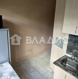 Продажа 1-комн квартиры на вторичном рынке проспект Славы,  д. 19 к1