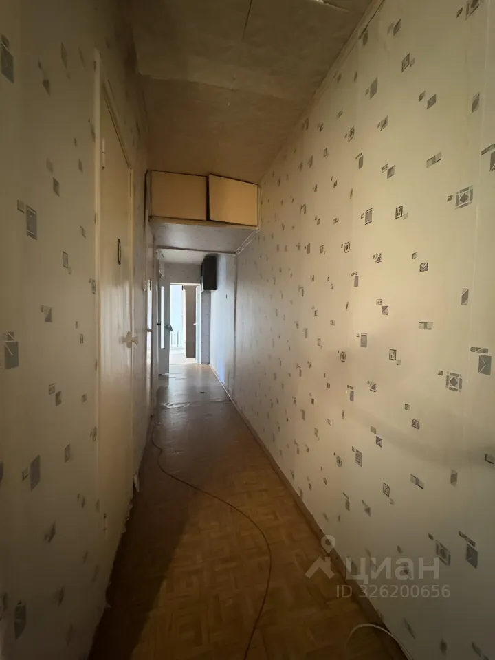 Продажа 2-комн квартиры на вторичном рынке Волхов, улица Володарского, 11
