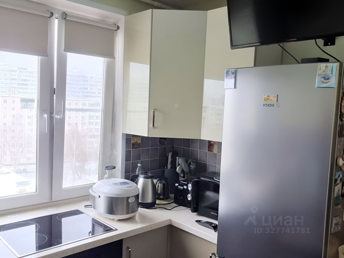 Продажа 3-комн квартиры на вторичном рынке улица Кулакова, 5К2