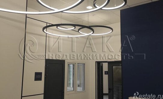 Продажа 2-комн квартиры на вторичном рынке улица Маршала Захарова,  д. 8 с1