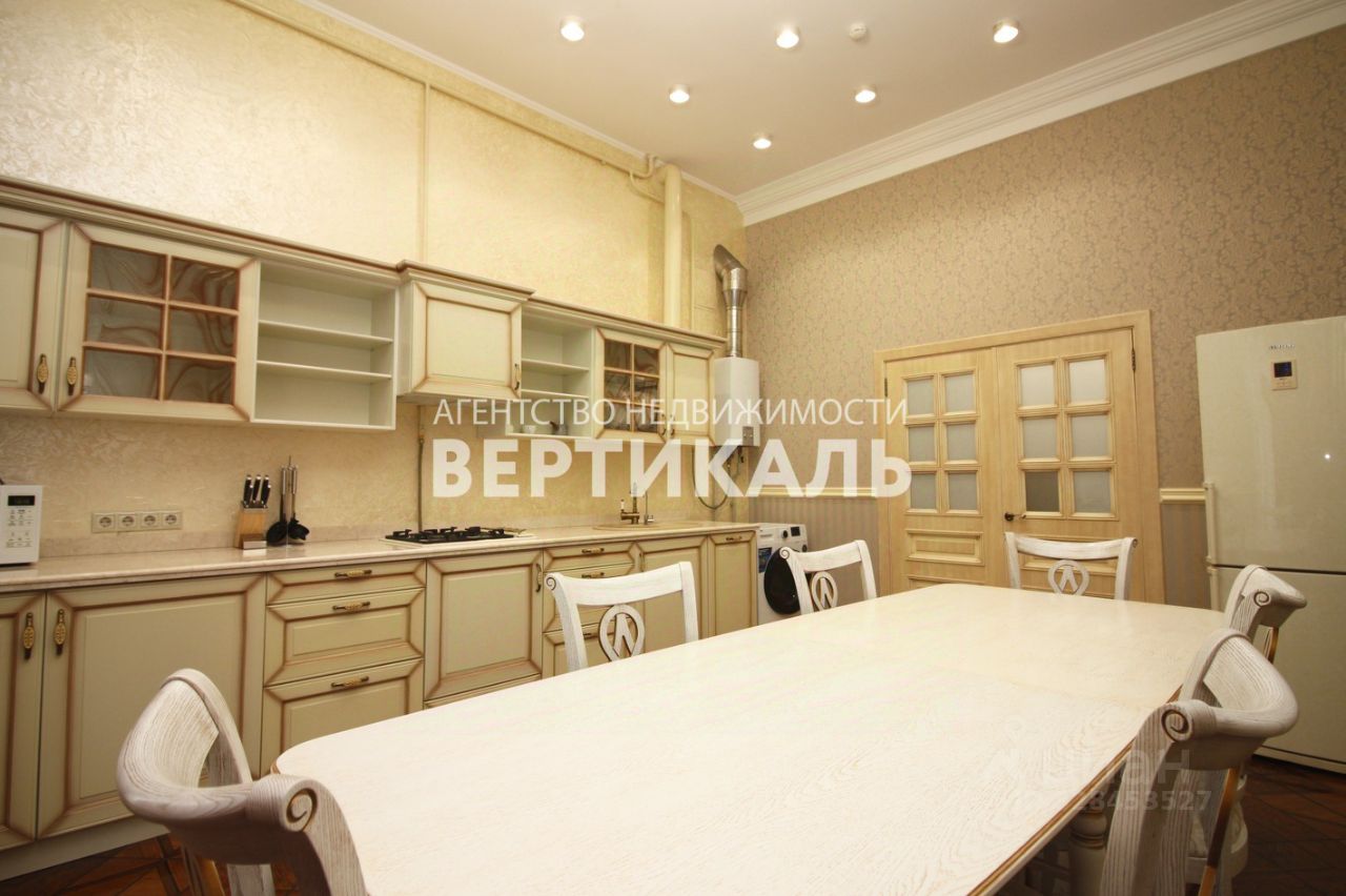 Аренда 3-комн квартиры на вторичном рынке переулок Столешников, 9С3