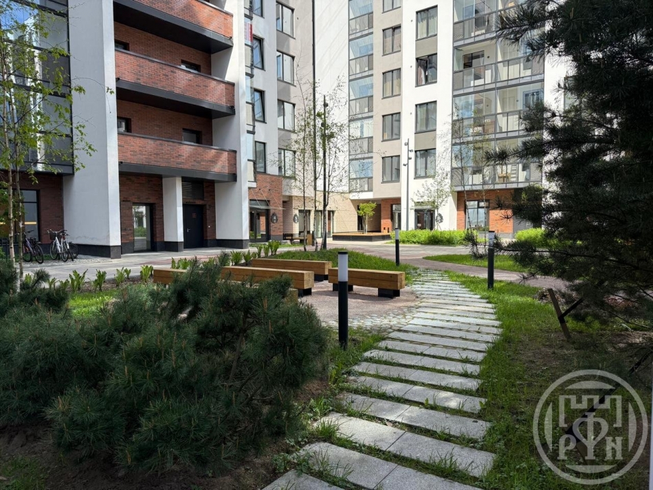 Продажа 3-комн квартиры на вторичном рынке Манчестерская ул. ,  д. 5,  к. 1