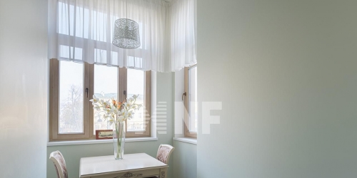 4-комн квартира Смольный пр-кт,  д. 13