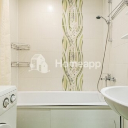 Продажа 2-комн квартиры на вторичном рынке улица Академика Анохина,  д. 38 к3