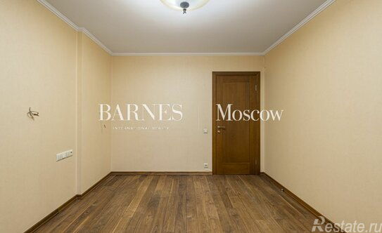 Продажа 4-комн квартиры на вторичном рынке Старопетровский проезд,  д. 12 к1