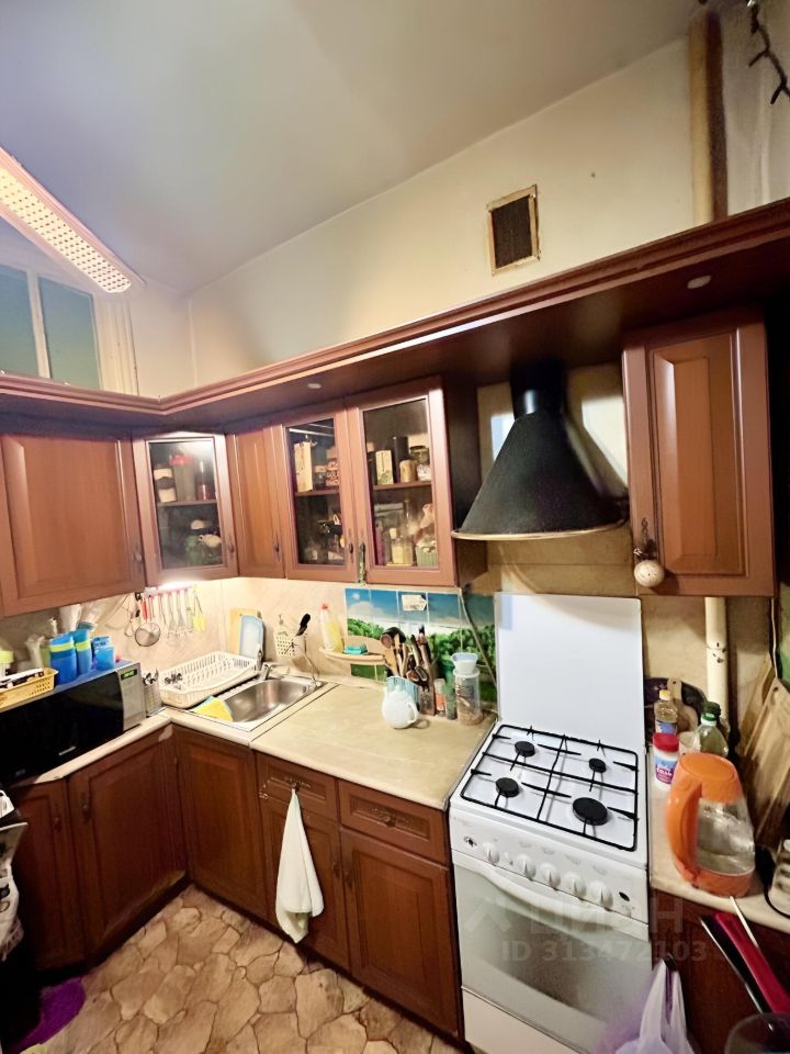 Продажа 3-комн квартиры на вторичном рынке улица Металлургов, 23/13