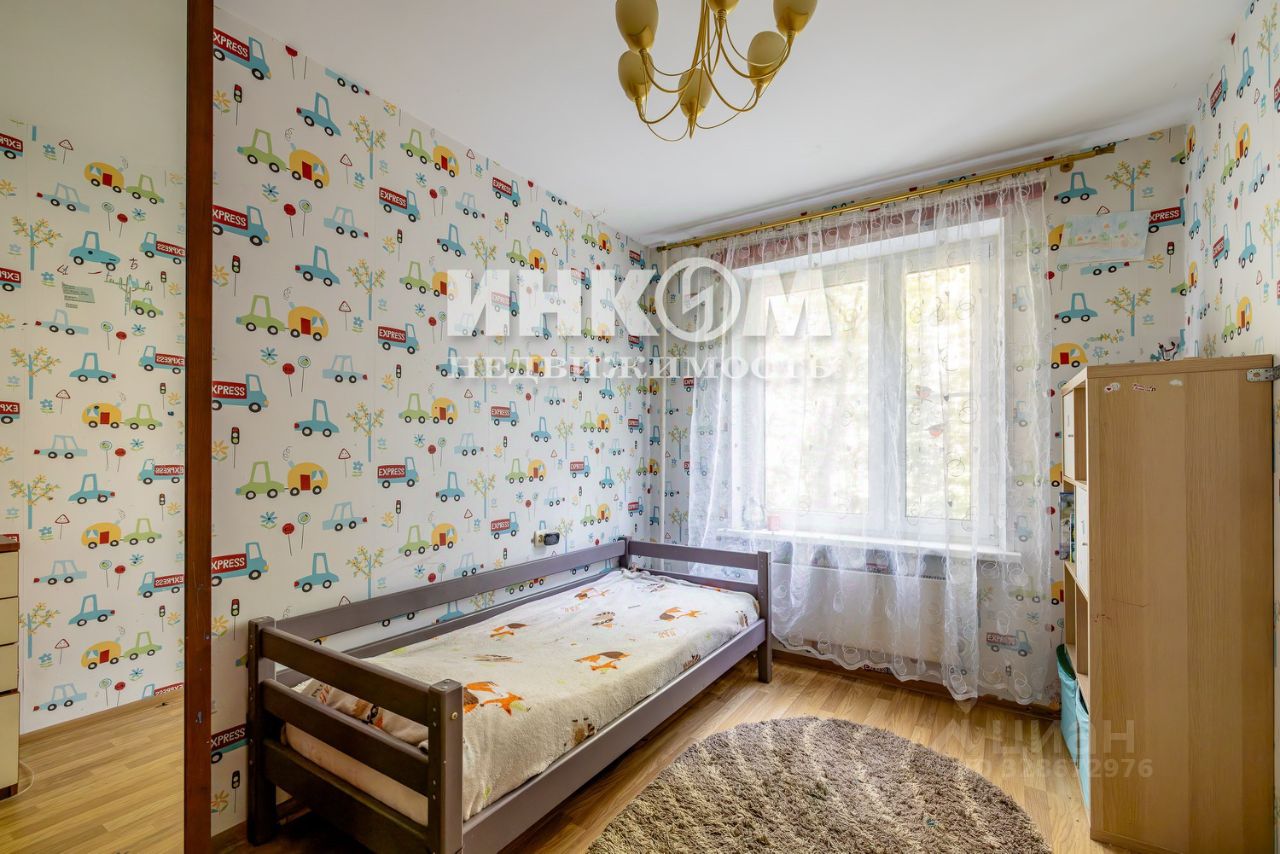 Продажа 2-комн квартиры на вторичном рынке улица Ляпидевского,  д. 8К2