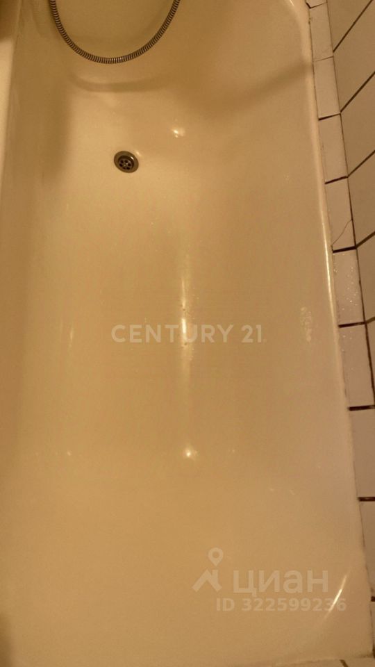 Продажа 1-комн квартиры на вторичном рынке улица Молдагуловой, 10К2