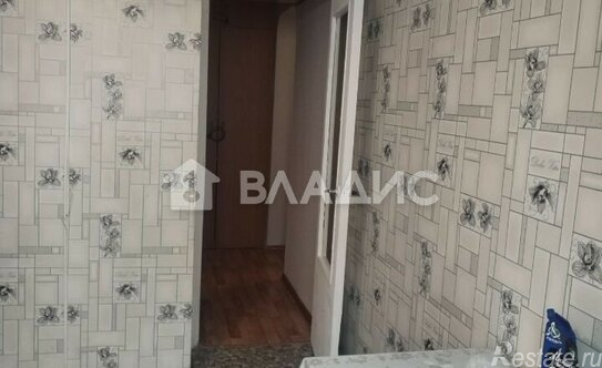 Продажа 1-комн квартиры на вторичном рынке Интернациональная улица,  д. 2