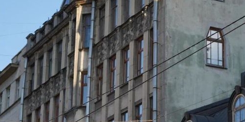 6-комн квартира улица Белинского, 11