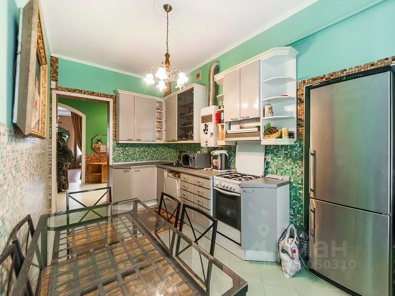 Продажа 4-комн квартиры на вторичном рынке Большой Козихинский переулок, 8