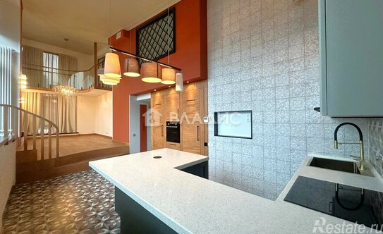 Продажа 6-комн квартиры на вторичном рынке Новогорск, ул Ивановская,  д. 51,  к. 1