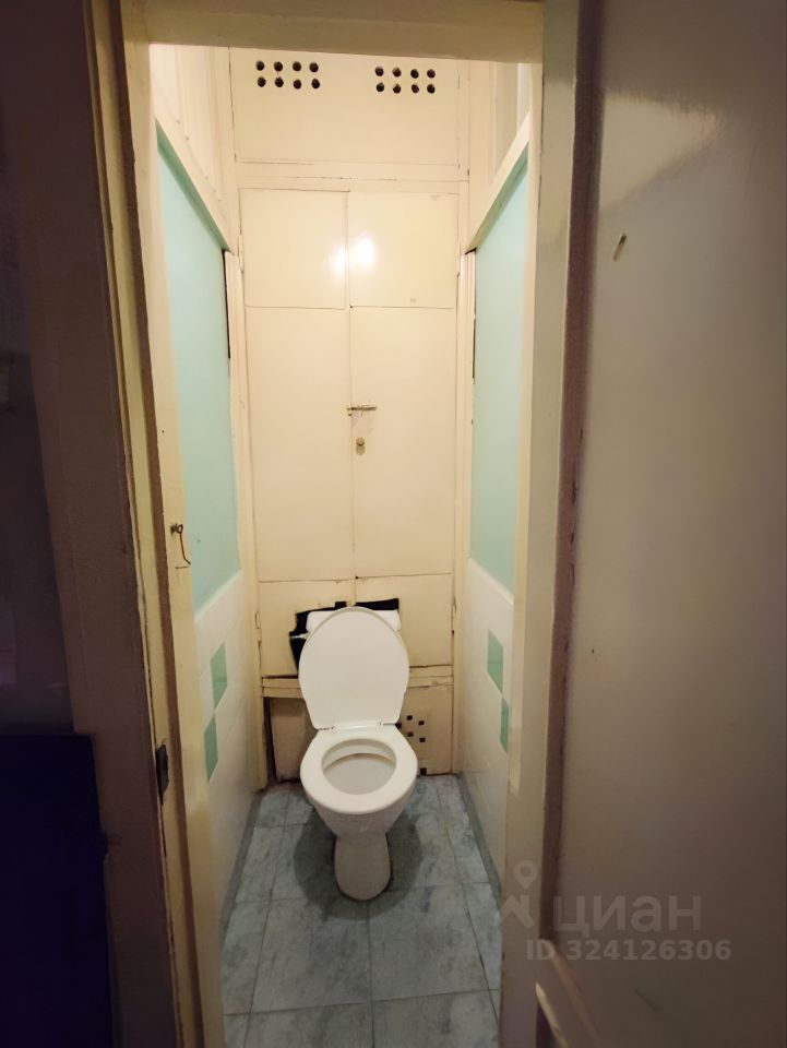 Продажа 2-комн квартиры на вторичном рынке улица Курчатова, 6