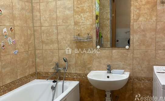 Продажа 2-комн квартиры на вторичном рынке Долгопрудный, пр-кт Ракетостроителей,  д. 3,  к. 1