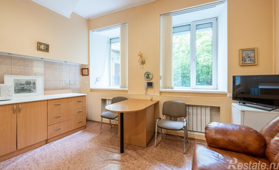 Продажа 1-комн квартиры на вторичном рынке ул Рубинштейна,  д. 9/3