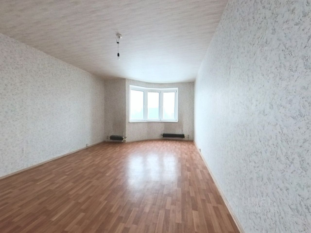 Продажа 1-комн квартиры на вторичном рынке улица Новинки, 1
