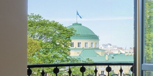 4-комн квартира Таврическая улица, 37