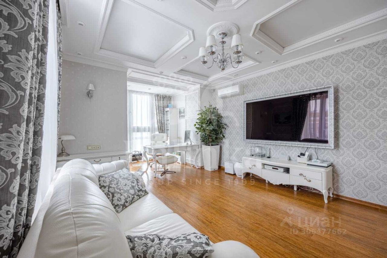 Продажа 3-комн квартиры на вторичном рынке Часовая улица, 19к3