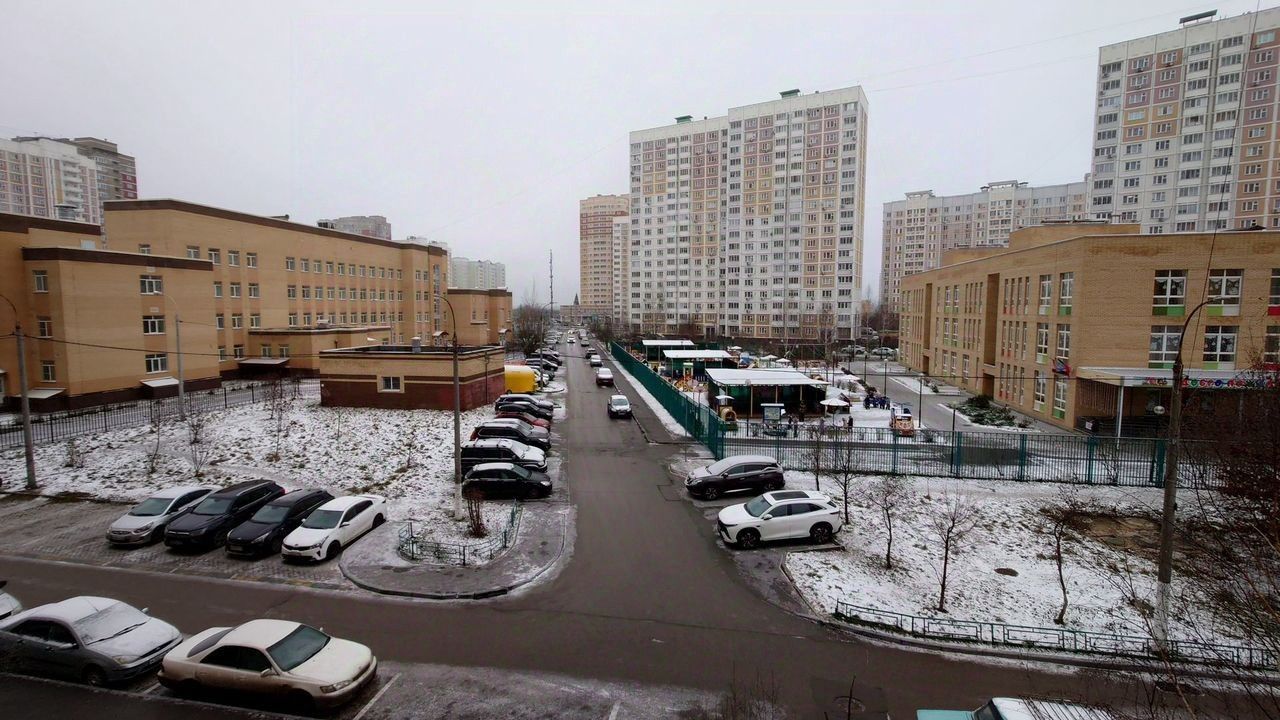 Продажа 4-комн квартиры на вторичном рынке Подольск, бульвар 65-летия Победы, 8к2