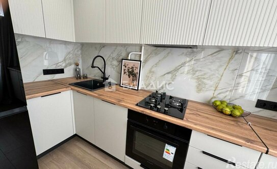 Продажа 2-комн квартиры на вторичном рынке ул Ферганская,  д. 9,  к. 1