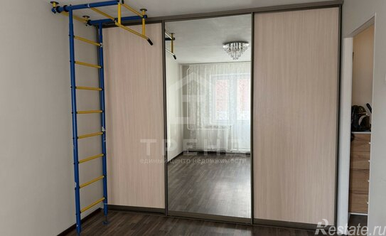 Продажа 1-комн квартиры на вторичном рынке улица Ярослава Гашека,  д. 15